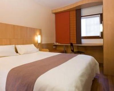 фото отеля Ibis Lyon L'Isle d'Abeau