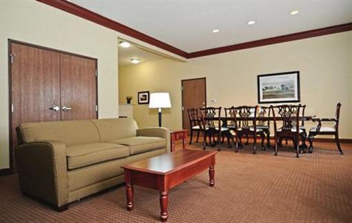 фото отеля BEST WESTERN Butterfield Inn