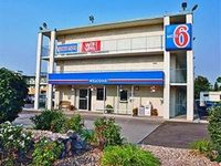Motel 6 Denver Central