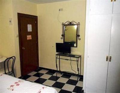 фото отеля Hostal Micaela