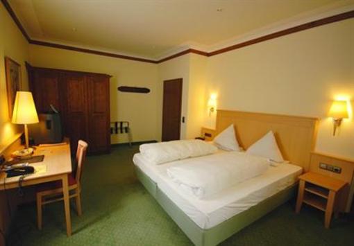 фото отеля Hotel Lamm Heimbuchenthal