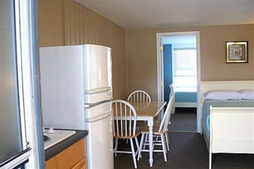 фото отеля Pelican Point Motel