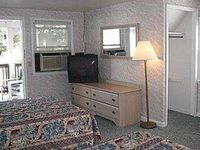 Pelican Point Motel