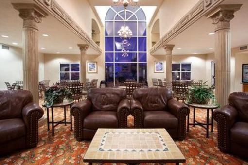 фото отеля Holiday Inn Express Belen