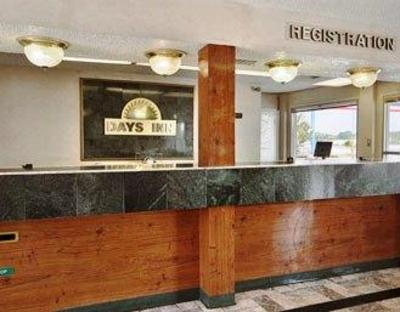 фото отеля Days Inn Irving