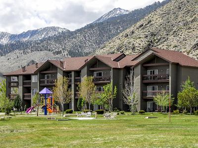 фото отеля 1862 David Walley's Hot Springs Resort and Spa