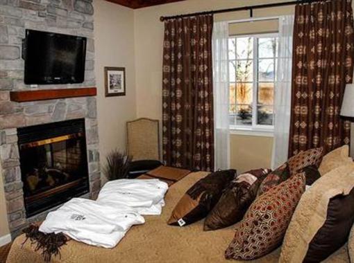 фото отеля 1862 David Walley's Hot Springs Resort and Spa