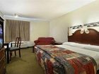 фото отеля Red Roof Inn Savannah - Midtown