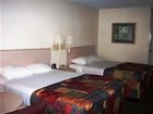 фото отеля Red Roof Inn Savannah - Midtown