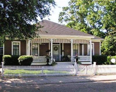 фото отеля Devereaux Shields House