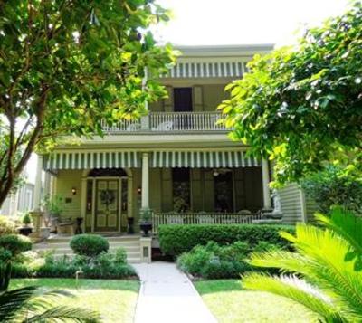 фото отеля Devereaux Shields House