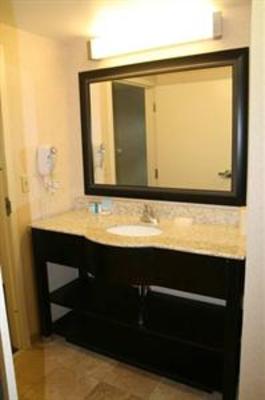 фото отеля Hampton Inn & Suites Omaha - Downtown