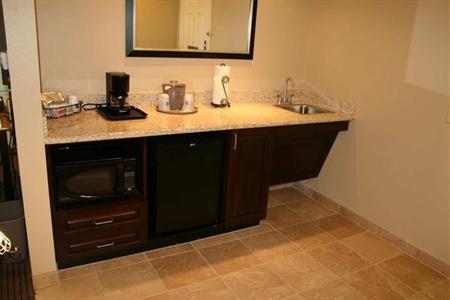 фото отеля Hampton Inn & Suites Omaha - Downtown
