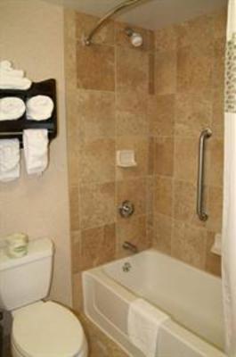 фото отеля Hampton Inn & Suites Omaha - Downtown