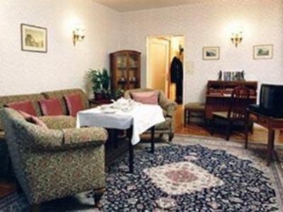 фото отеля Apartment Pension Sacher