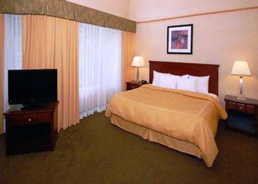 фото отеля Comfort Suites South Burlington