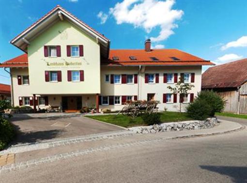 фото отеля Landgasthof Hubertus Ruderatshofen