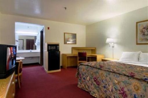 фото отеля Red Roof Inn Corpus Christi South