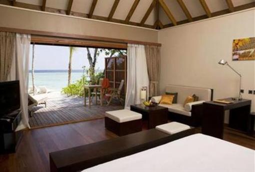 фото отеля Veligandu Island Resort