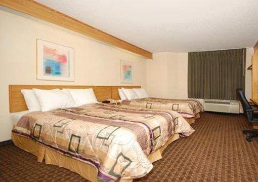 фото отеля Rodeway Inn - Memphis American Way