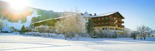 фото отеля Hotel Zum Jungen Romer Radstadt