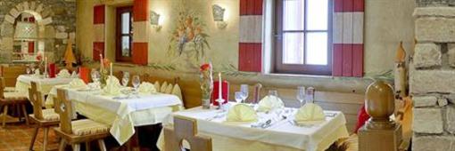фото отеля Hotel Zum Jungen Romer Radstadt
