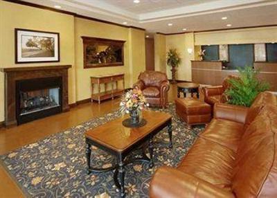 фото отеля Comfort Inn & Suites Buford