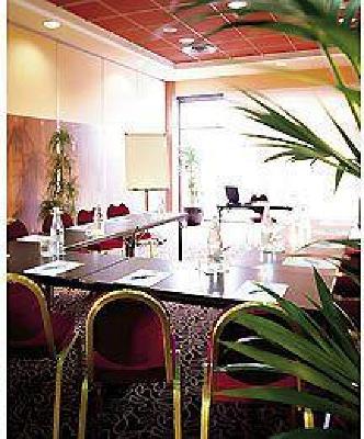 фото отеля Novotel Marne La Vallee Collegien