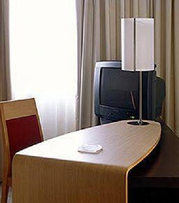 фото отеля Novotel Marne La Vallee Collegien