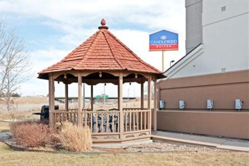 фото отеля Candlewood Suites Topeka