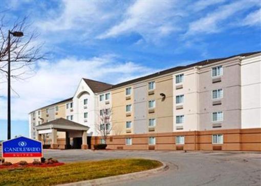 фото отеля Candlewood Suites Topeka