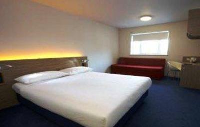 фото отеля Travelodge Hotel Stratford-upon-Avon