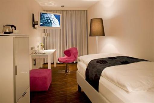 фото отеля Hotel Zollamt Kaiserslautern