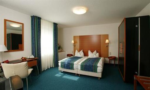 фото отеля Hotel Zollamt Kaiserslautern