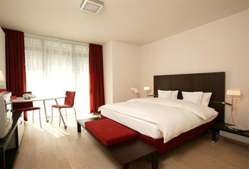 фото отеля Hotel Zollamt Kaiserslautern