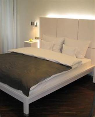 фото отеля Hotel Zollamt Kaiserslautern