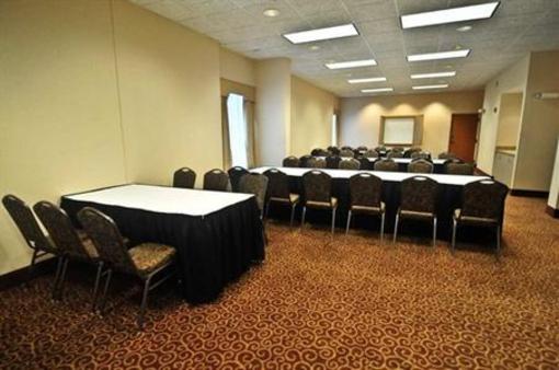 фото отеля Hampton Inn Chicago Carol Stream