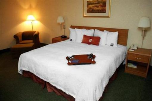 фото отеля Hampton Inn Chicago Carol Stream