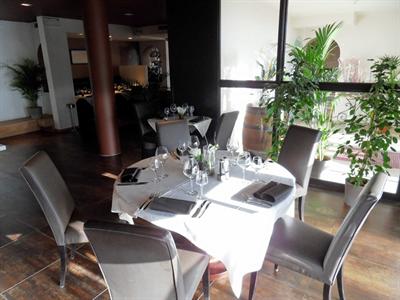 фото отеля Le 1815 Hotel