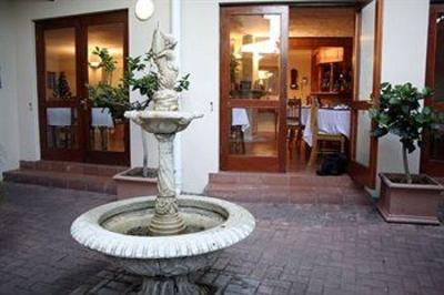 фото отеля The Edward Charles Manor
