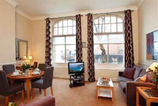 фото отеля SACO Apartment West India Bristol
