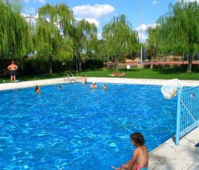 фото отеля Bungalows Camping Parque Nacional de Monfragüe Malpartida de Plasencia