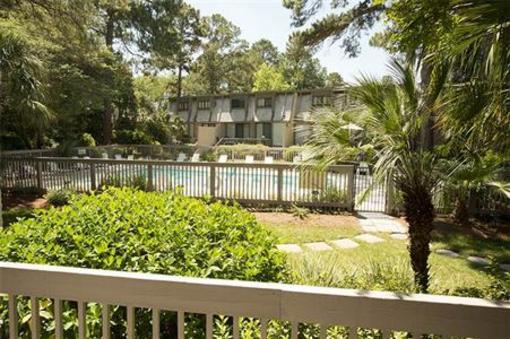 фото отеля ResortQuest Harbour Town Club Villas Hilton Head Island