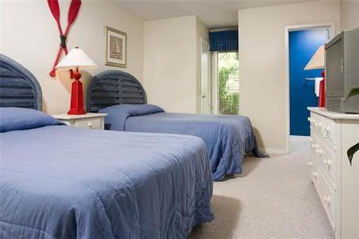 фото отеля ResortQuest Harbour Town Club Villas Hilton Head Island