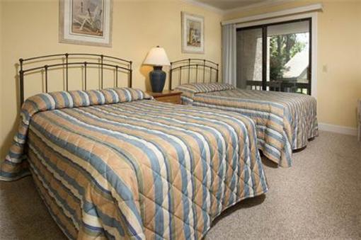 фото отеля ResortQuest Harbour Town Club Villas Hilton Head Island