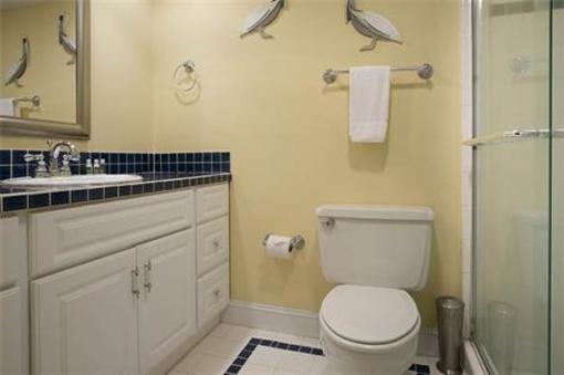 фото отеля ResortQuest Harbour Town Club Villas Hilton Head Island