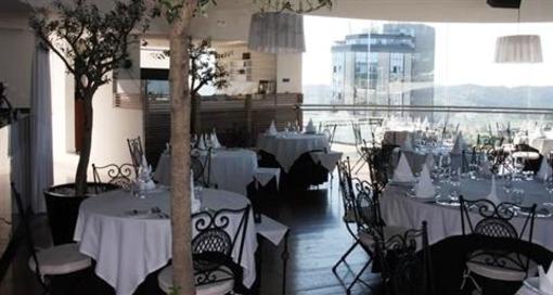 фото отеля Hotel Dighton Oliveira de Azemeis