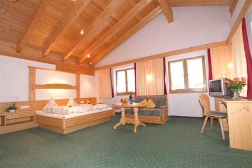 фото отеля Hotel Gasthof - Thaneller