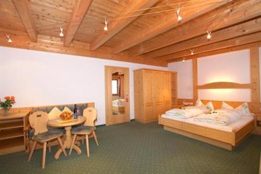 фото отеля Hotel Gasthof - Thaneller