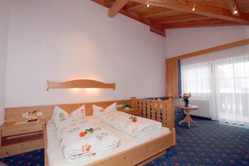 фото отеля Hotel Gasthof - Thaneller
